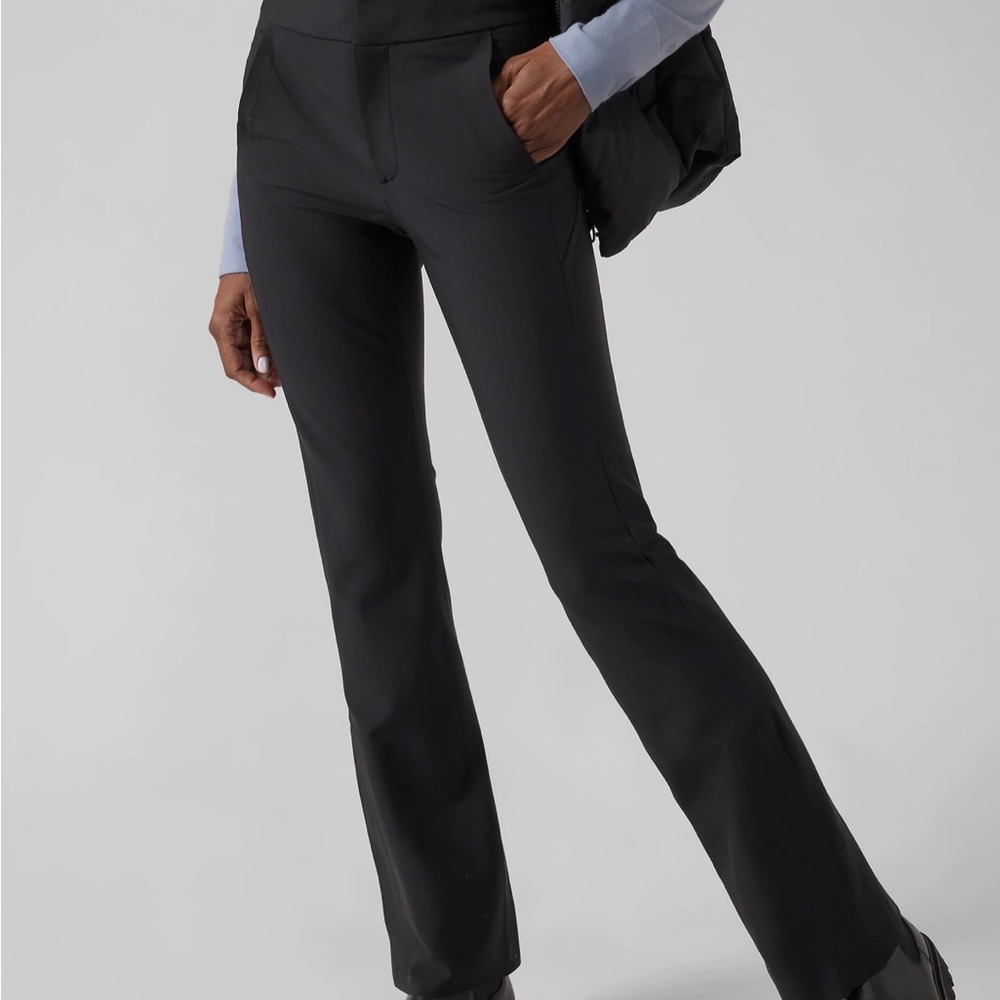 Athleta Stellar Flare Trouser Women’s size 8 Black